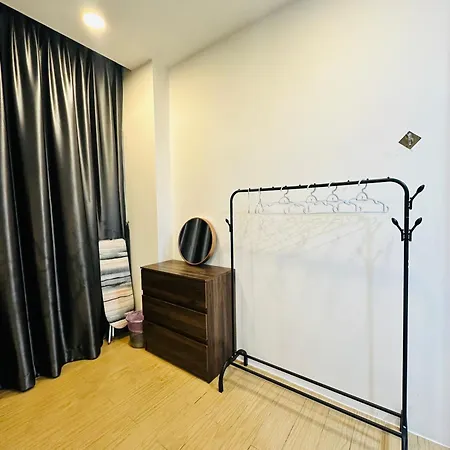 Itcc Manhattan Suites By Aurora Penampang Exterior photo