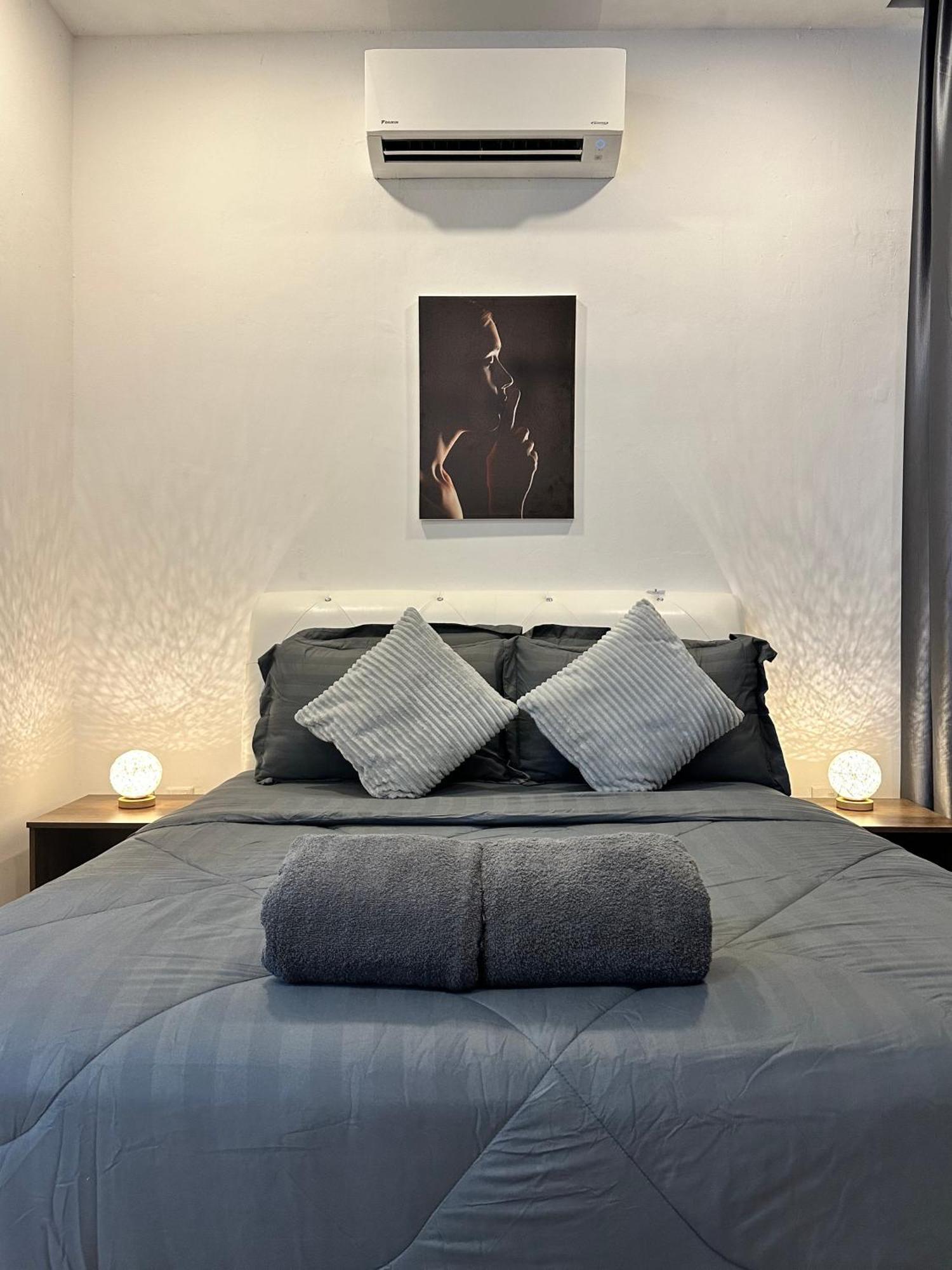 Itcc Manhattan By Aurora Apartment